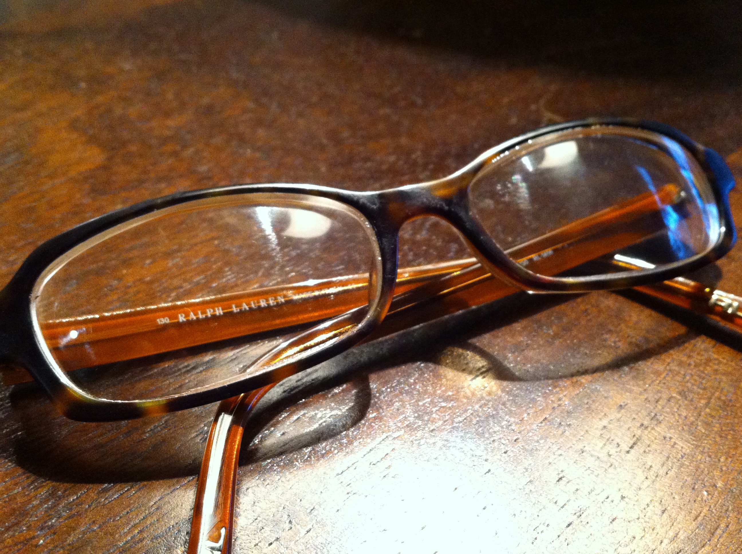 white discoloration on plastic eyeglass frames – While ...